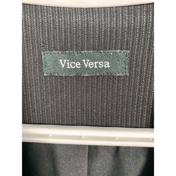 Beautiful Vintage Trench Coat - Vice Versa - Small - Picture 6 of 6